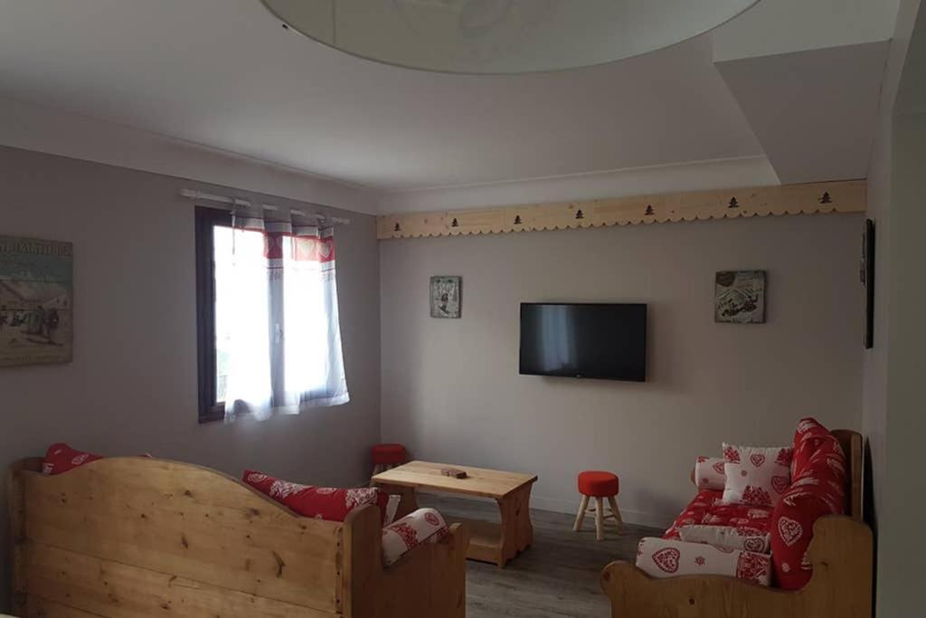 Вилла Le Gite Des 3 Vallees Люс-Сен-Совёр Экстерьер фото