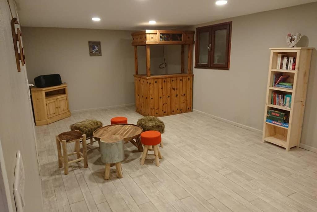 Вилла Le Gite Des 3 Vallees Люс-Сен-Совёр Экстерьер фото